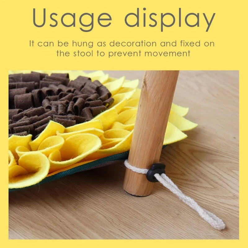 Yellow sunflower-shaped dog snuffle mat measuring 37.5x37.5x4 cm with rope buckle attachment