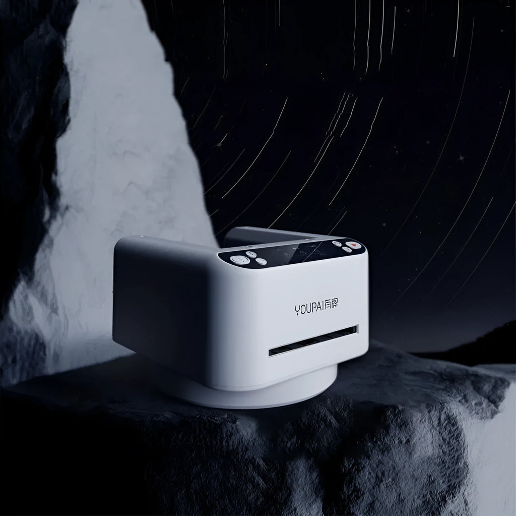 Third generation automatic dealing device for poker card distribution with plastic construction