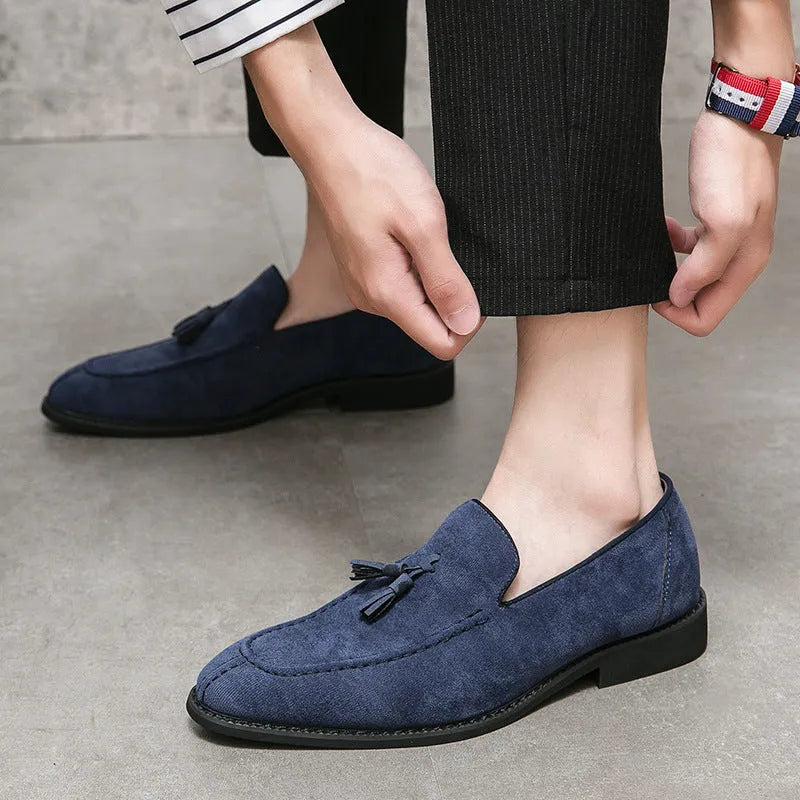 Men's suede matte fashion leather shoes in blue and purple with artificial PU upper and injection moulded sole