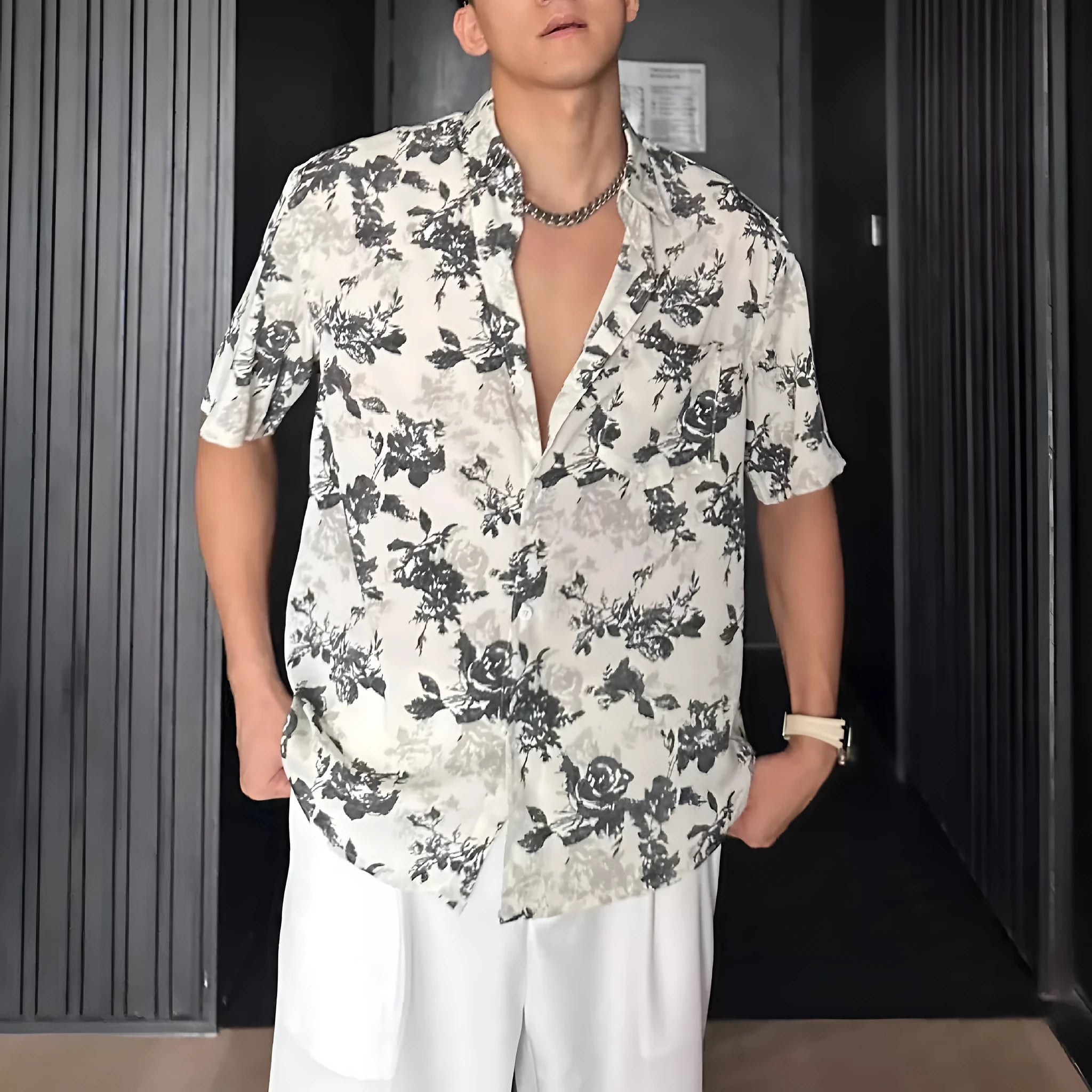 Men's loose fit printed floral casual shirt in black or white with short sleeves