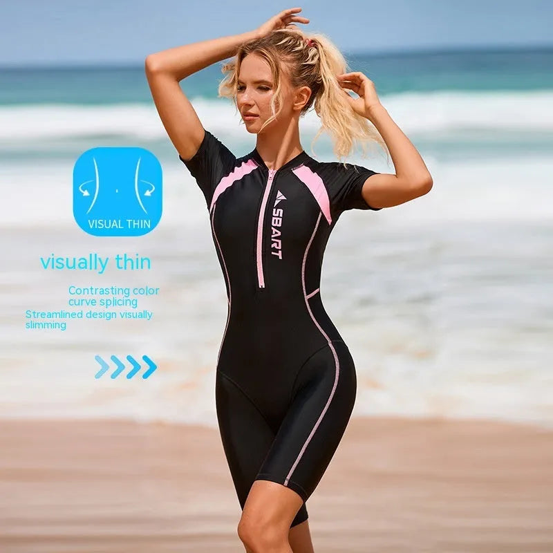 Solid colour women's one-piece surfing swimsuit with short sleeves and chest pad
