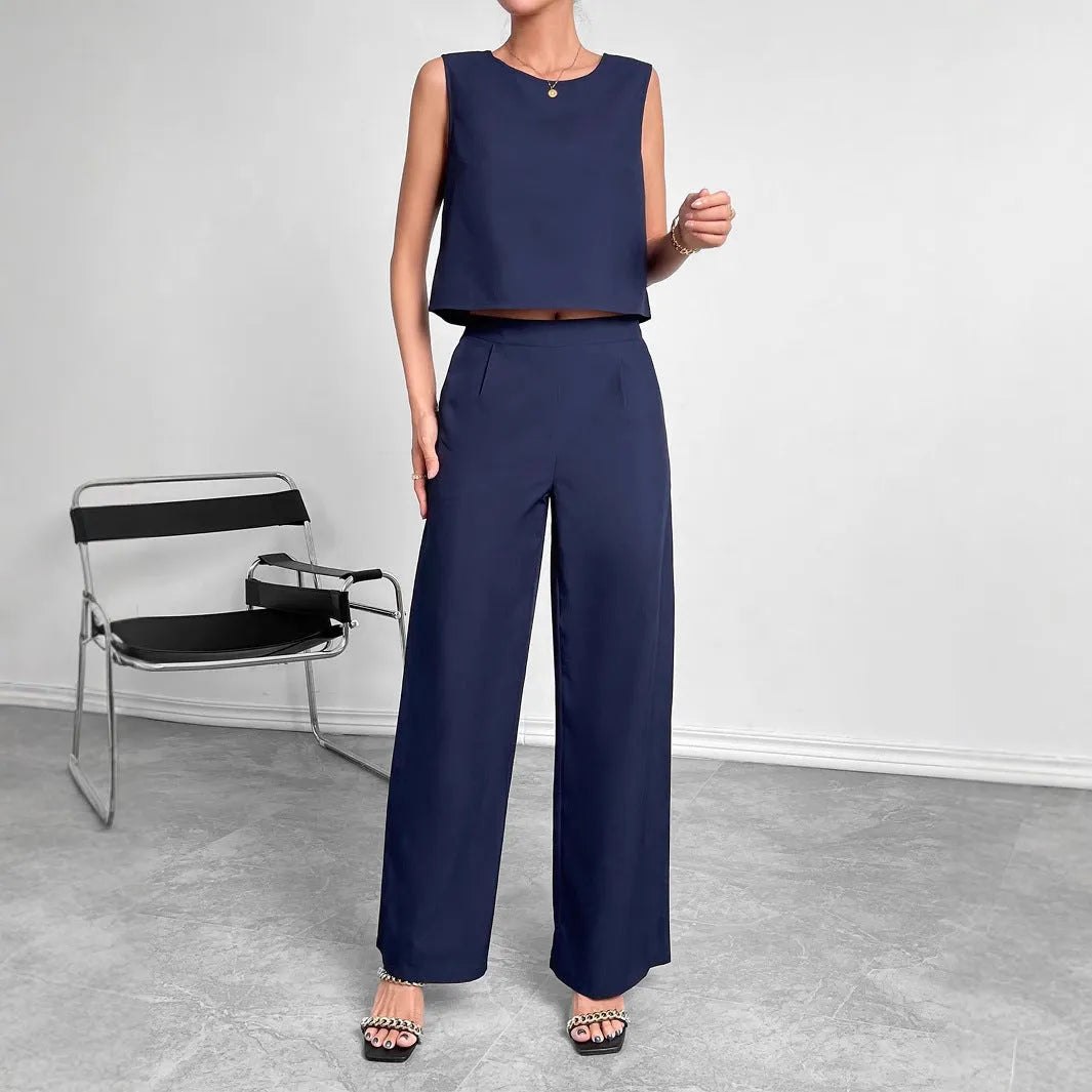 Women's sleeveless top and wide leg trousers two-piece set in polyester fabric