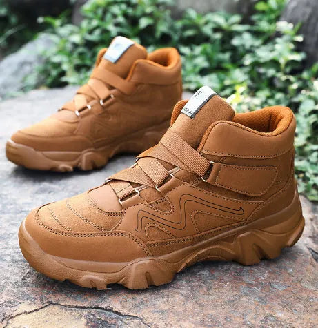 Men's casual shoes in black, blue, brown and dark grey colours available in sizes 39 to 49