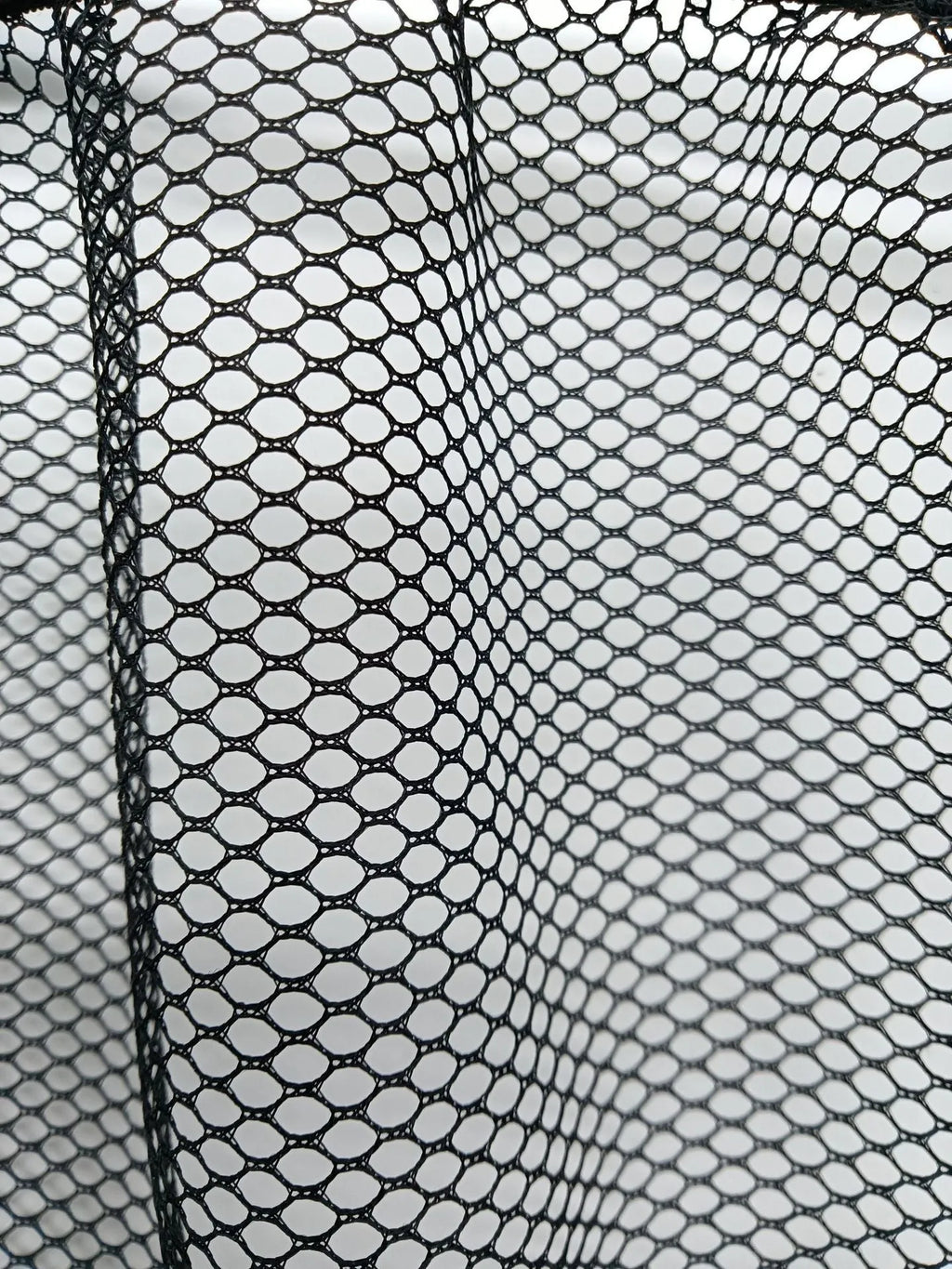Elastic polyester mesh storage net for car boot organisation in 20x35cm and 20x45cm sizes.