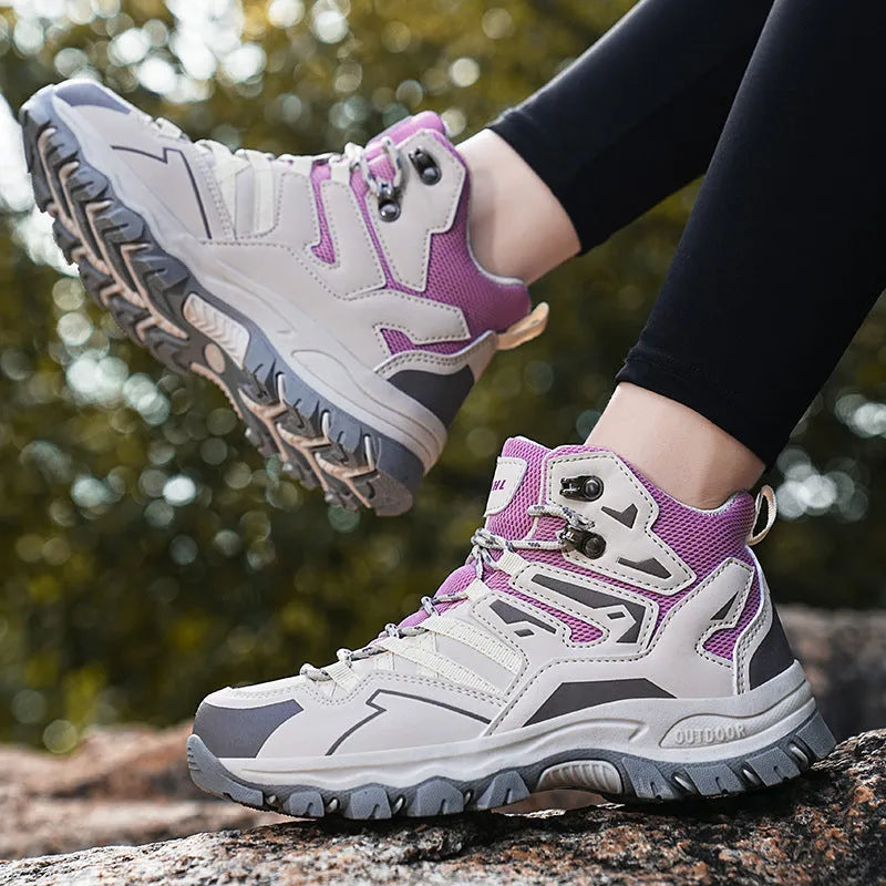 Hiking sneakers low-top outdoor shoes with rubber soles and flannel uppers in five colour options