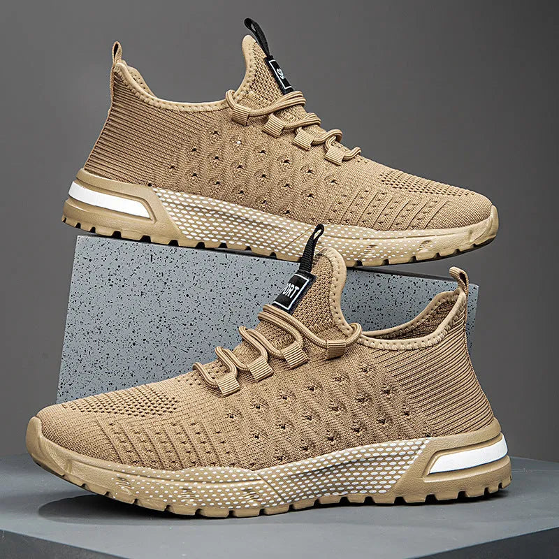 Men's solid-colour casual shoes with mesh upper in army green, shown on a size 42 foot.
