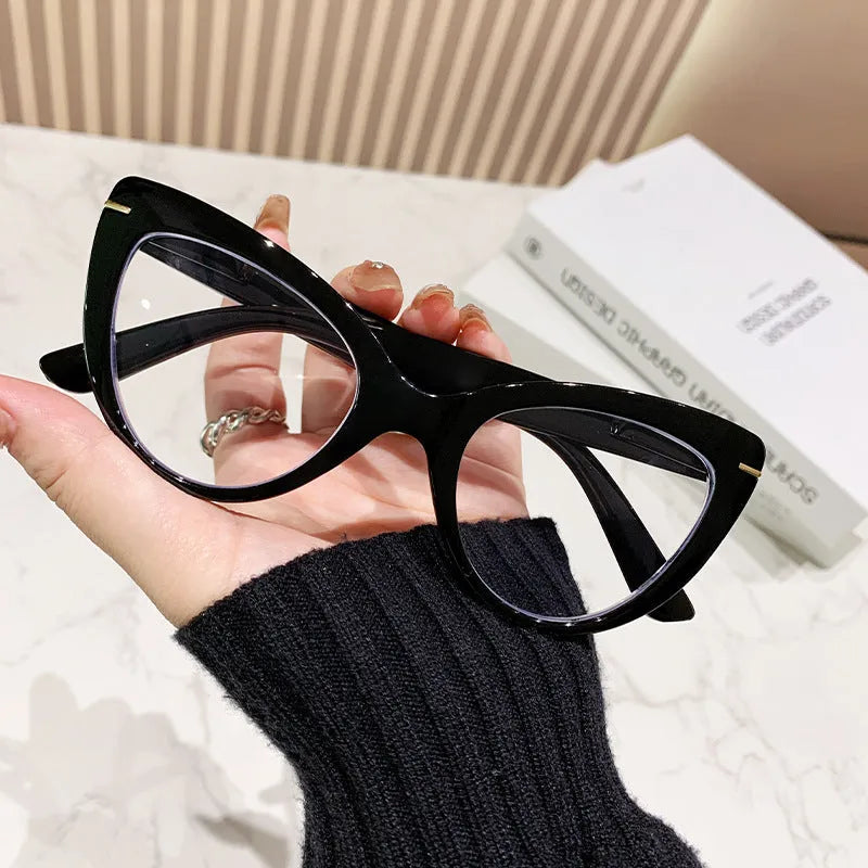 Women's large cat's eye frame presbyopic glasses with dragon and phoenix decoration in multiple colour options