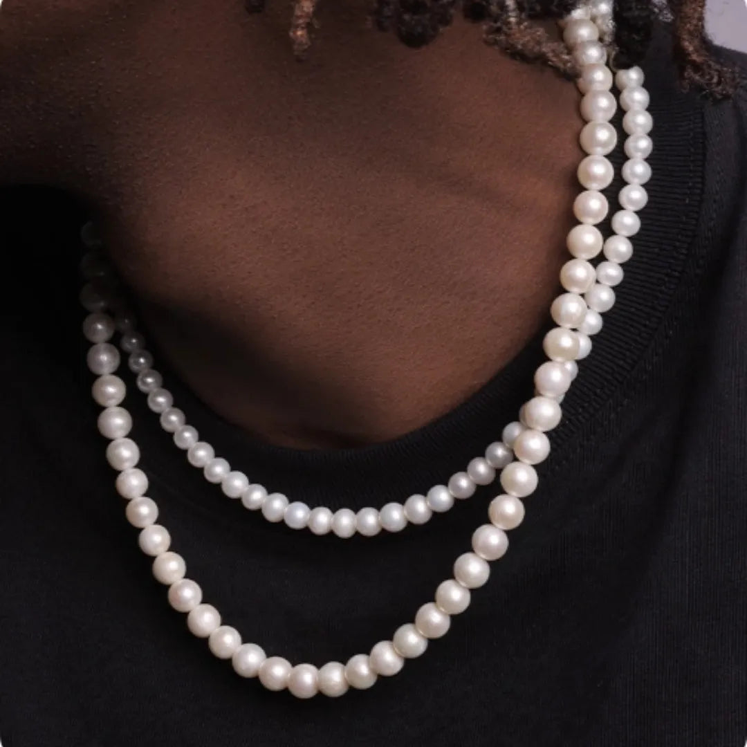 Natural mother of pearl unisex retro hip-hop clavicle necklace with multiple bead sizes and chain lengths