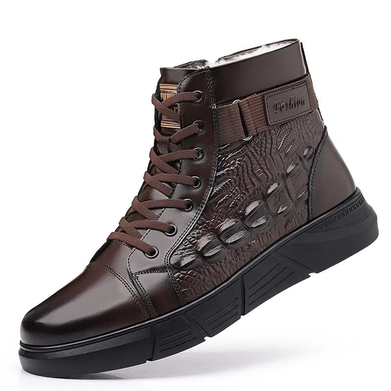 Men's black leather snow boots with fur lining, rubber sole, and lace-up front.