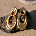 Women's plain gold double circle French retro earrings in quicksand colour