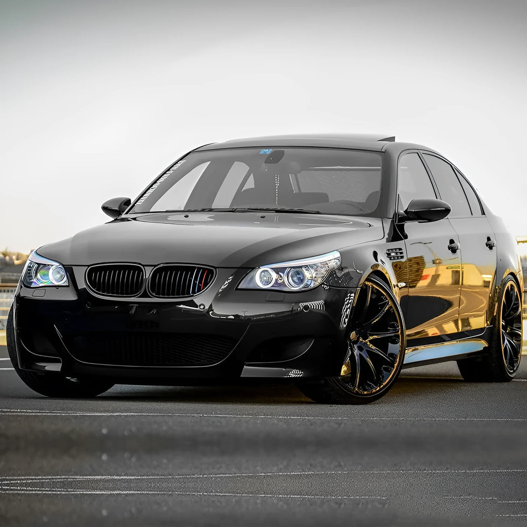 Pair of black carbon fibre look ABS grilles for BMW 5 Series E60 E66 models