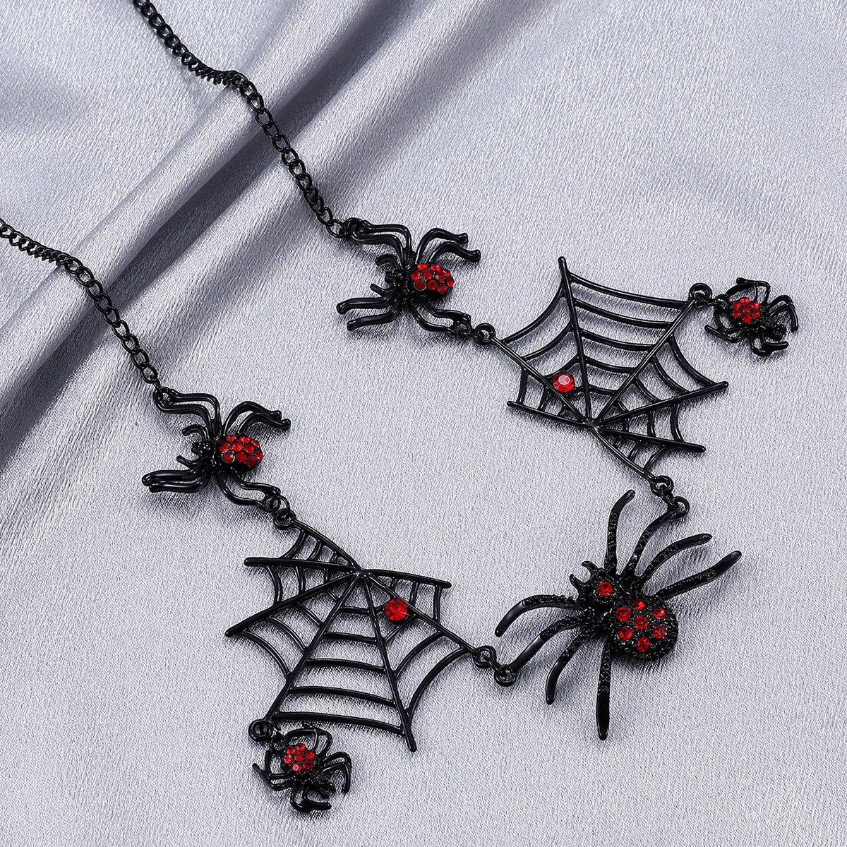 Halloween spider web pendant necklace on alloy chain with electroplated finish, clavicle length, spider web colour