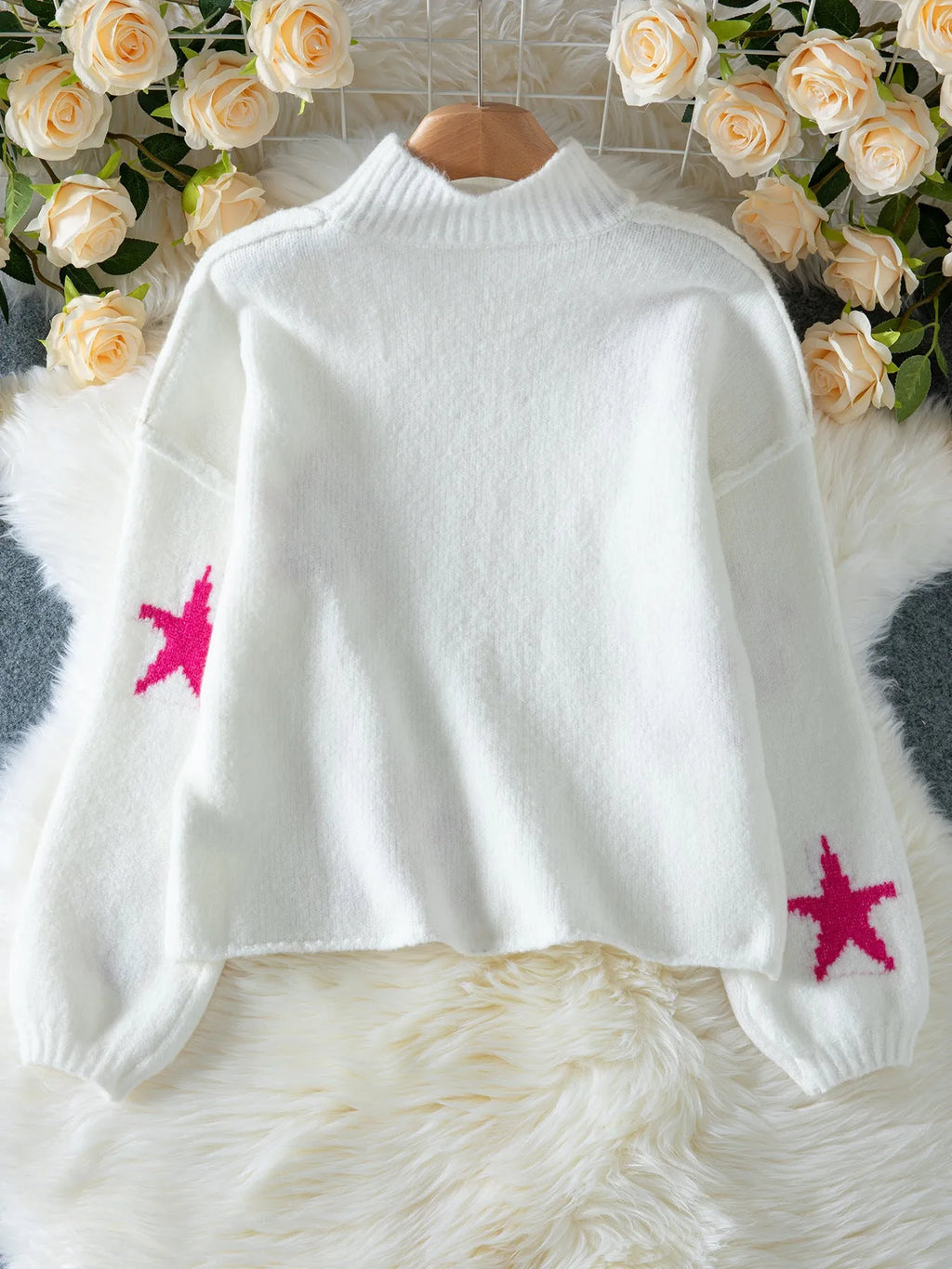 White women's turtleneck pullover with black star pattern, loose fit, imitation velvet fabric
