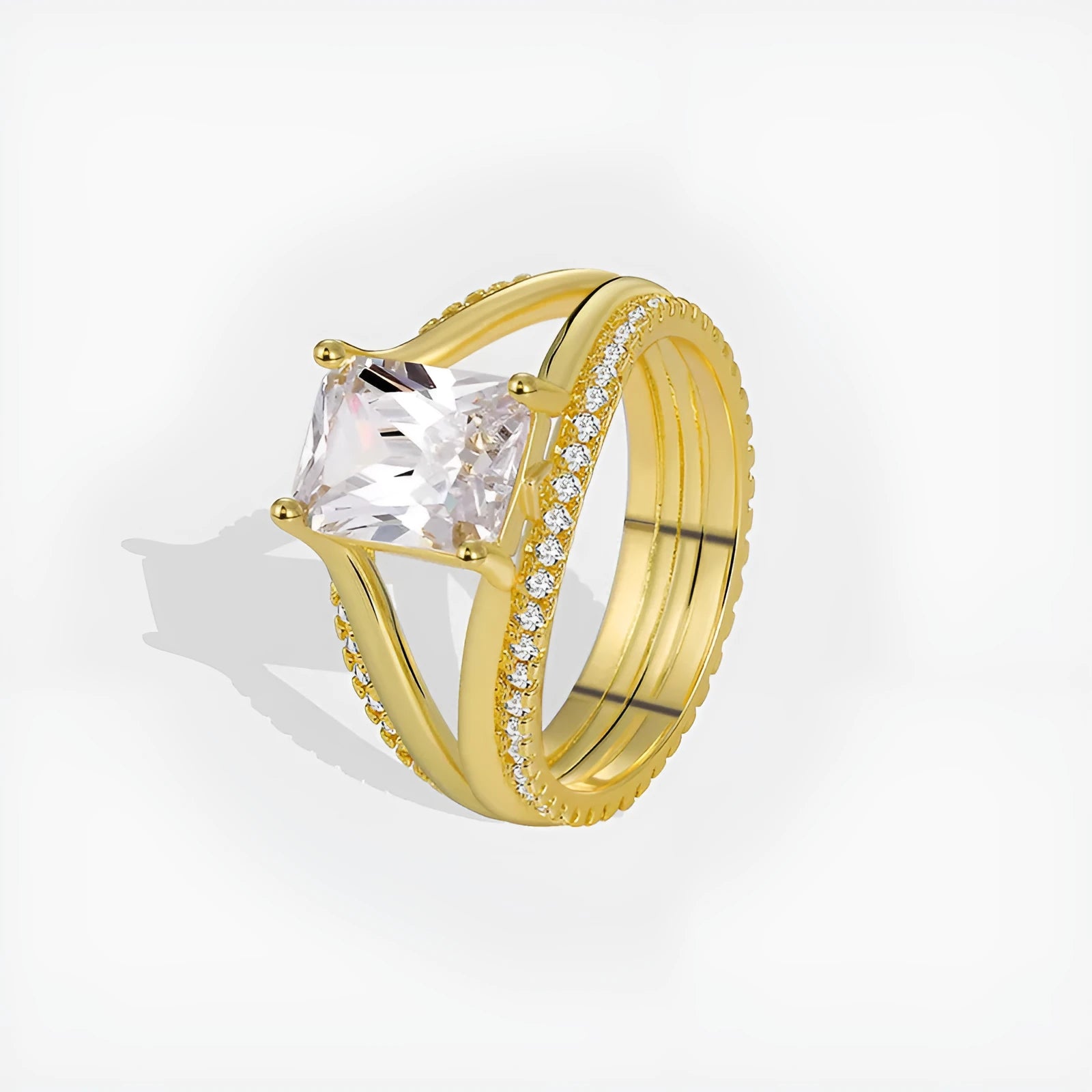 Geometric gold square zircon ring for women with European and American simple design