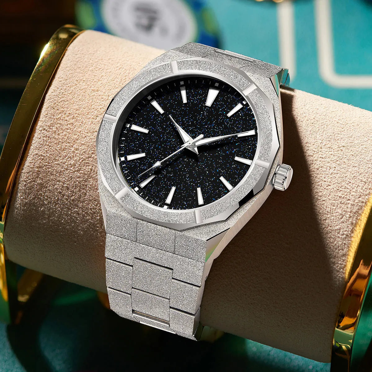 Men's stainless steel business watch with frosted case and luminous hands in silver colour