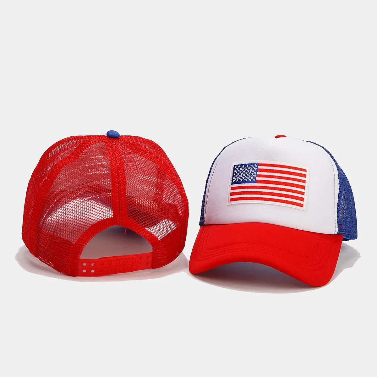 Adjustable baseball cap in red or blue space cotton mesh fabric with dome crown