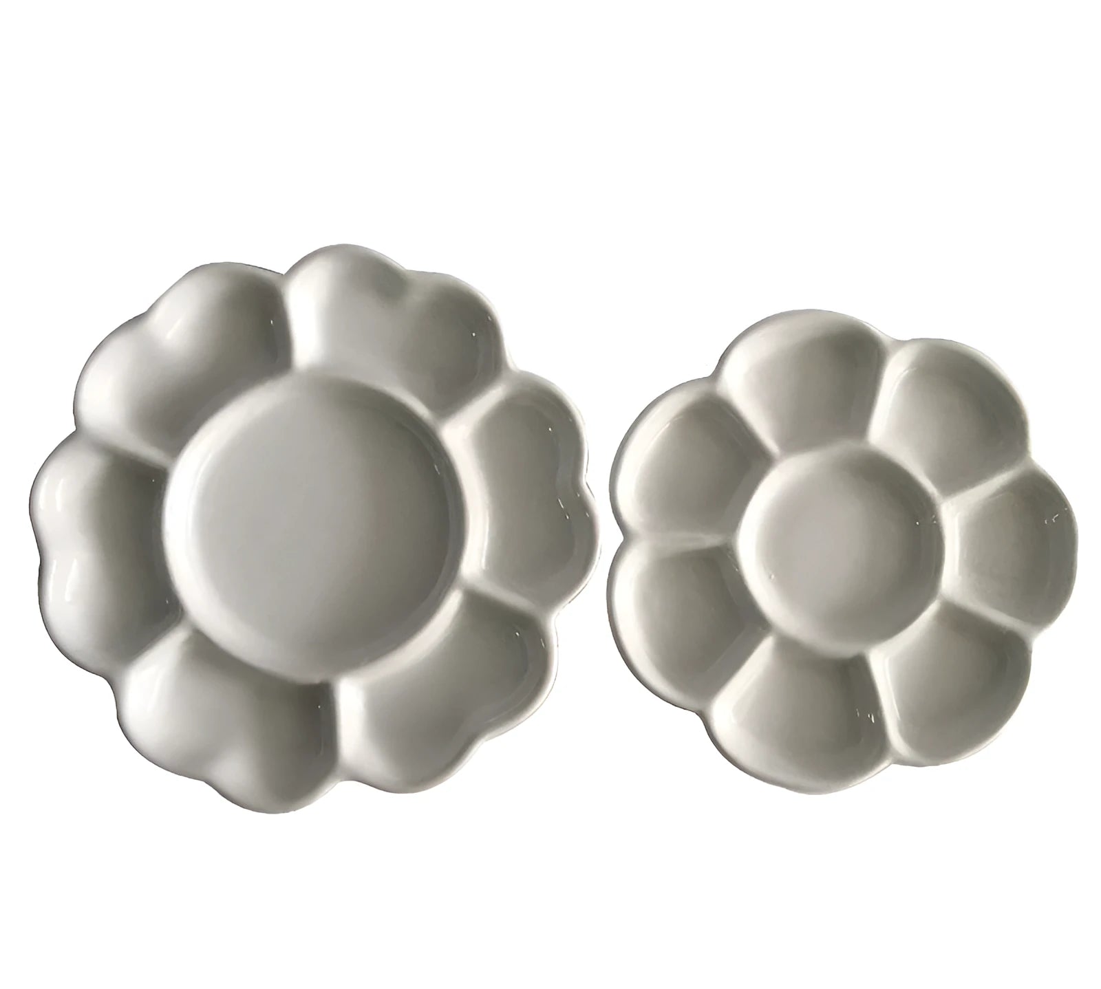 White hand-made ceramic artist palette with plum blossom design for watercolour, acrylic and oil painting.