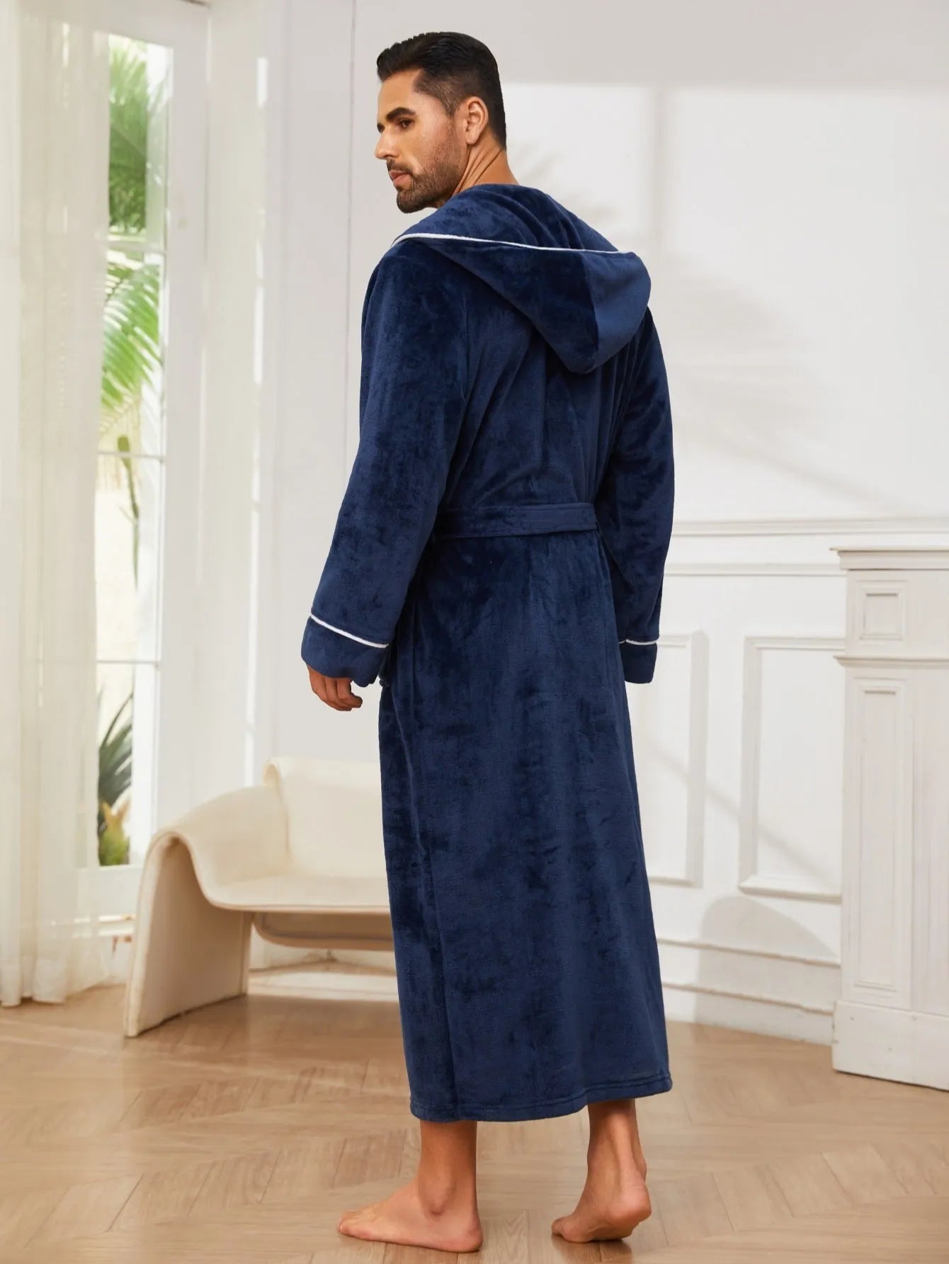 Fashion unisex flannel bathrobe in light gray, made from polyester, with a belt for home lounging in winter and autumn.