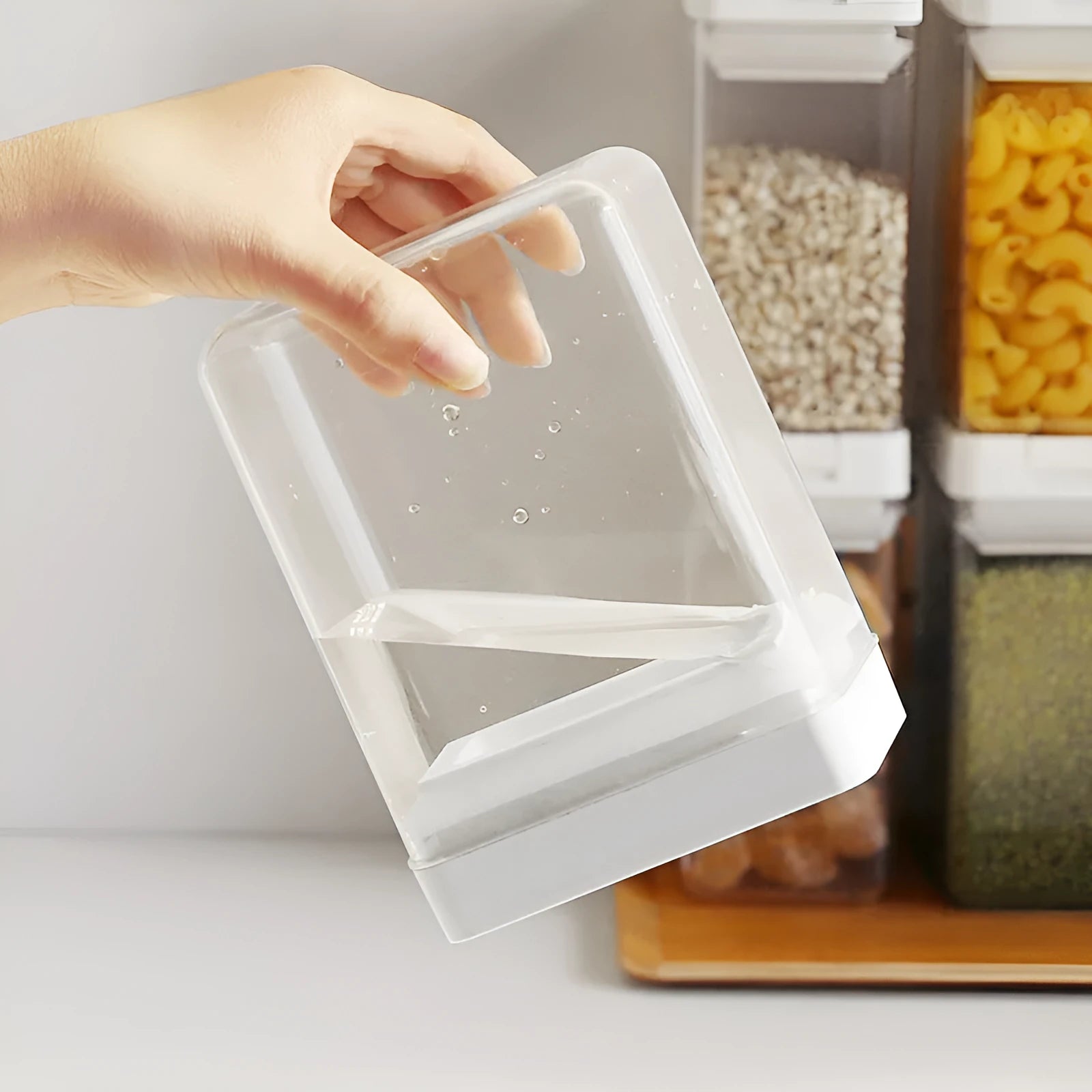 White Japanese-style transparent plastic storage tank for whole grains showing 400ml capacity