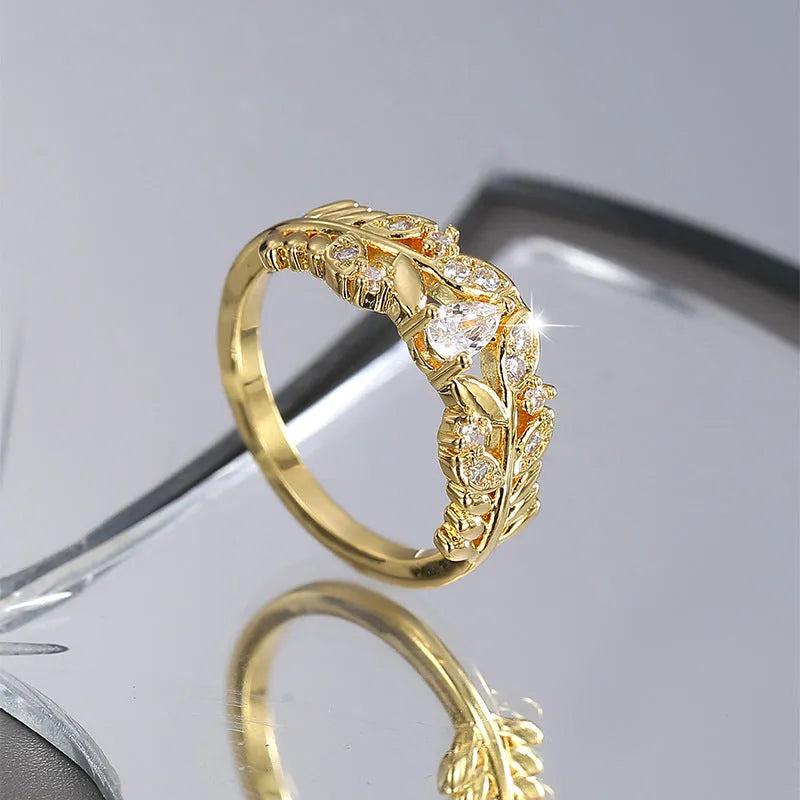Xiaoxiangfeng gold zircon ring for women, copper, electroplated, geometric design