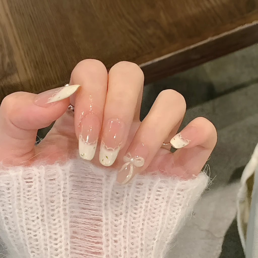 Acrylic fake nails for women in random colours available in 5, 10 or 15 set packages