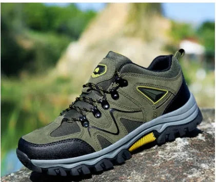 Men's suede low top hiking shoes in army green with rubber sole for anti-slip outdoor use