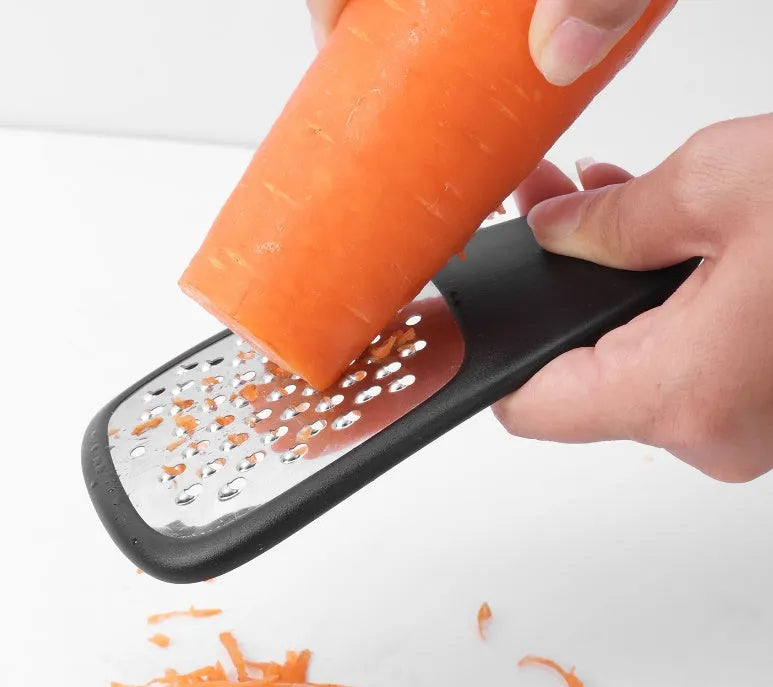 Six stacking kitchen gadgets and a brush in a colour box, made from stainless steel and PP plastic