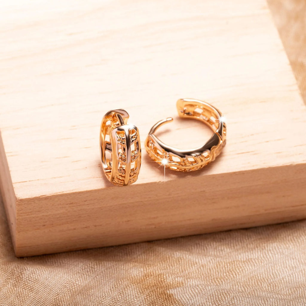 Copper heart and leaf shaped hollowed out earrings with rose gold plating