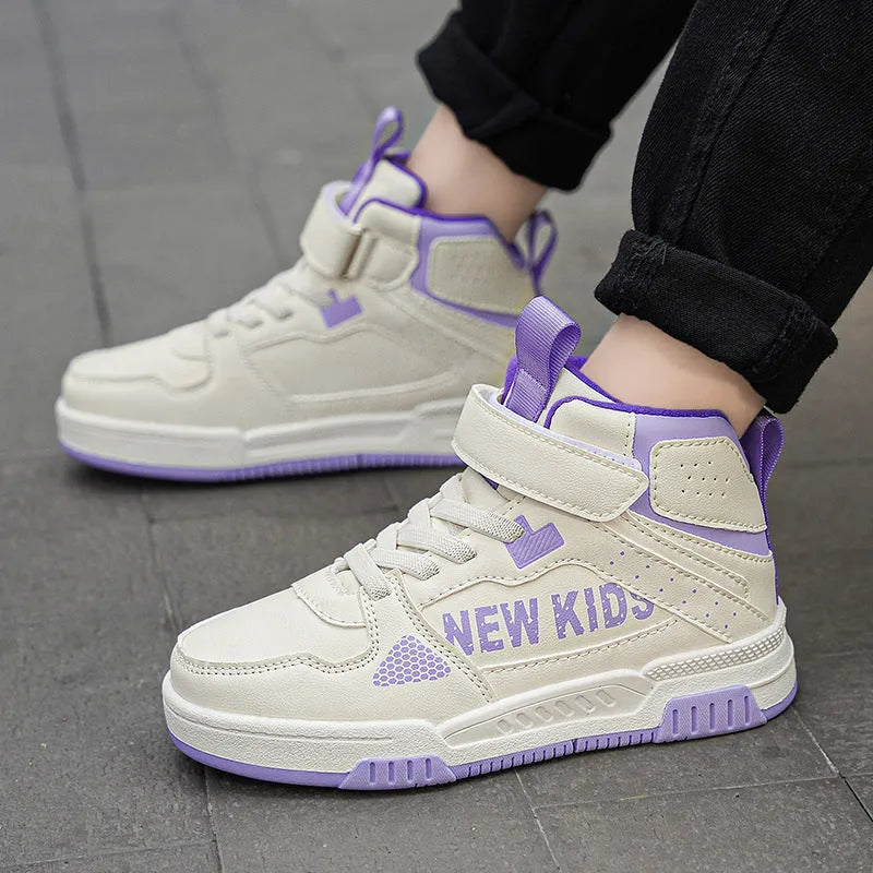 Children's street sneakers with buckle fastening, rubber soles, and letter pattern in beige green colour