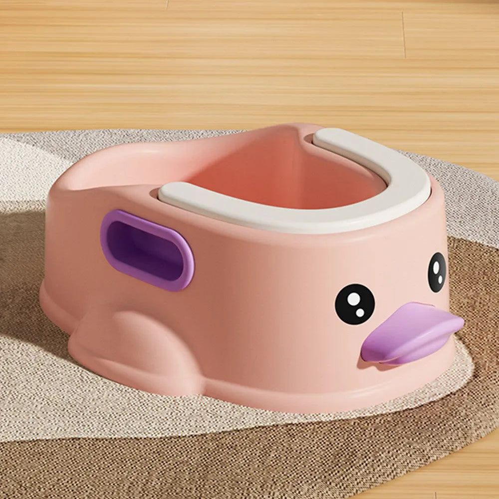 Blue PVC bathtub shaped like a duck for washing dogs and cats, shown on a patio.