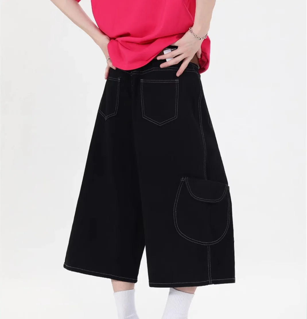 Retro denim work shorts with multiple pockets in wide leg cropped design