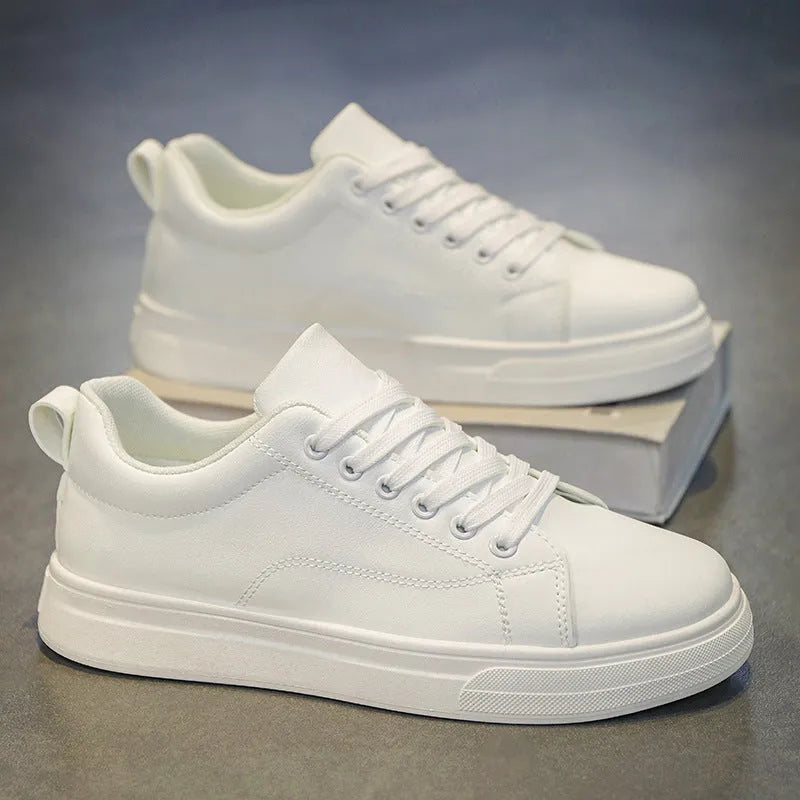 Men's Korean-style low-top casual sneakers in breathable design with round toe and flat rubber sole