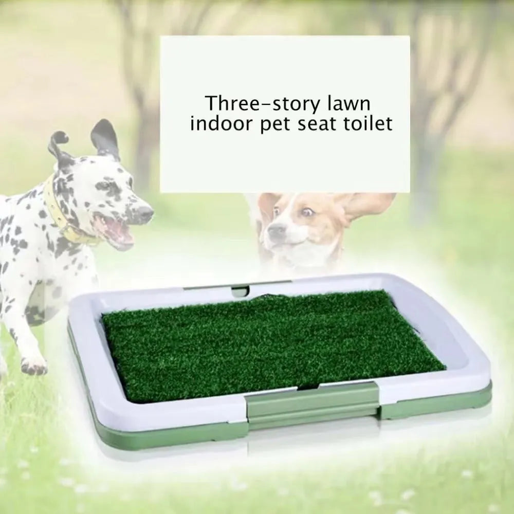 Green artificial turf dog grass patch with plastic base and drainage tray for indoor toilet training