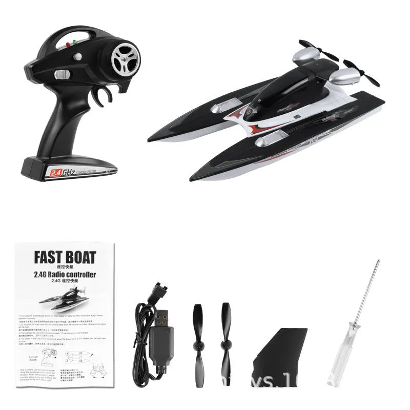 Black plastic remote control high speed 2.4G electric toy boat with handle remote on water