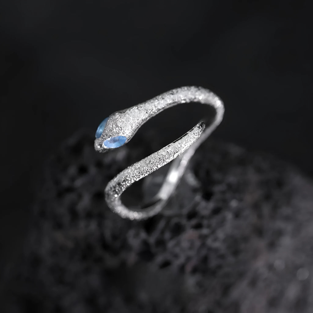 Silver electroplated snake ring with adjustable opening in platinum white gold colour
