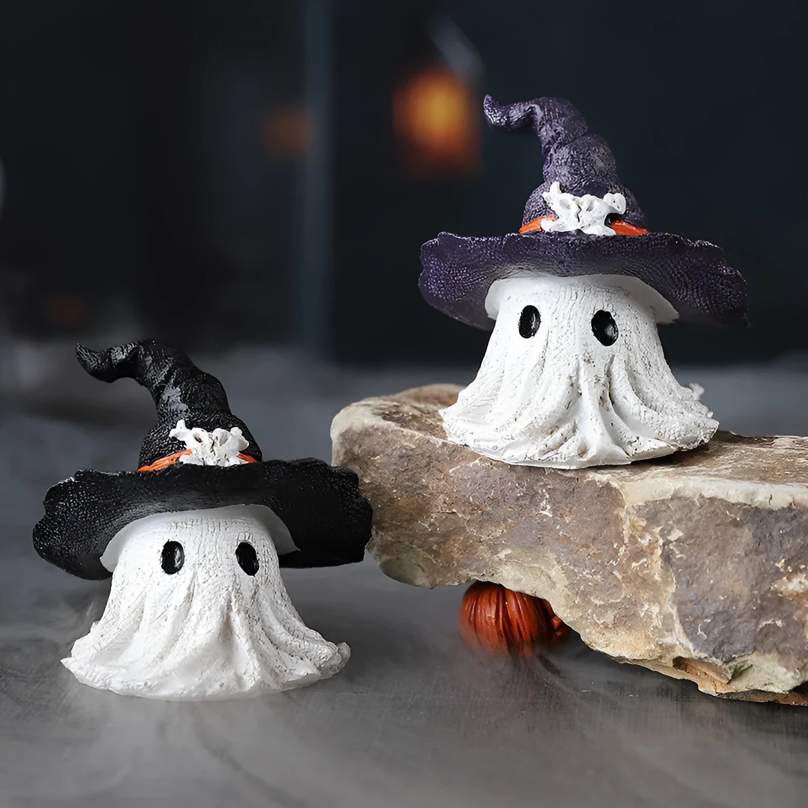 Kids' black and purple resin wizard hat ornaments for Halloween and festive decorations