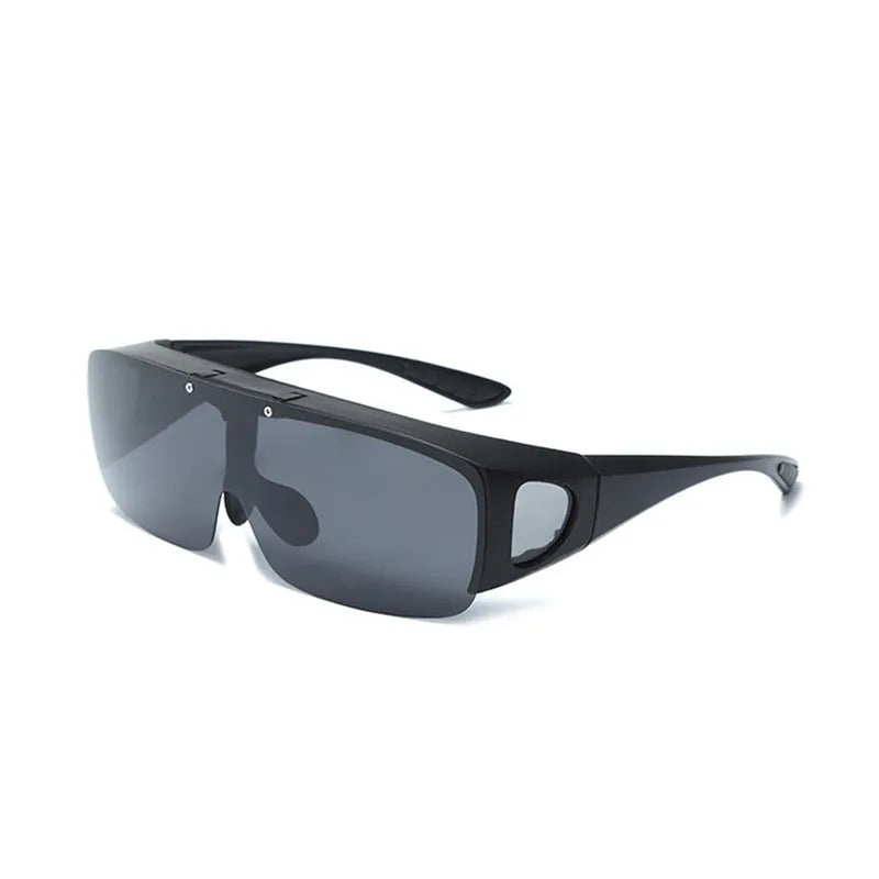 Black one-piece polarized myopia sunglasses with interchangeable lens chips for cycling and climbing