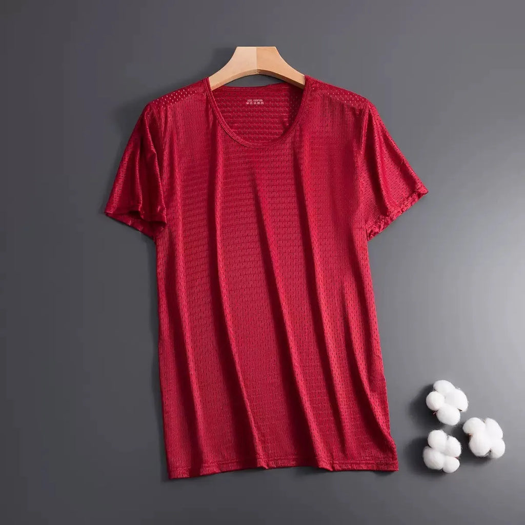 Men's solid colour Ice Silk short sleeve t-shirt in loose regular fit.