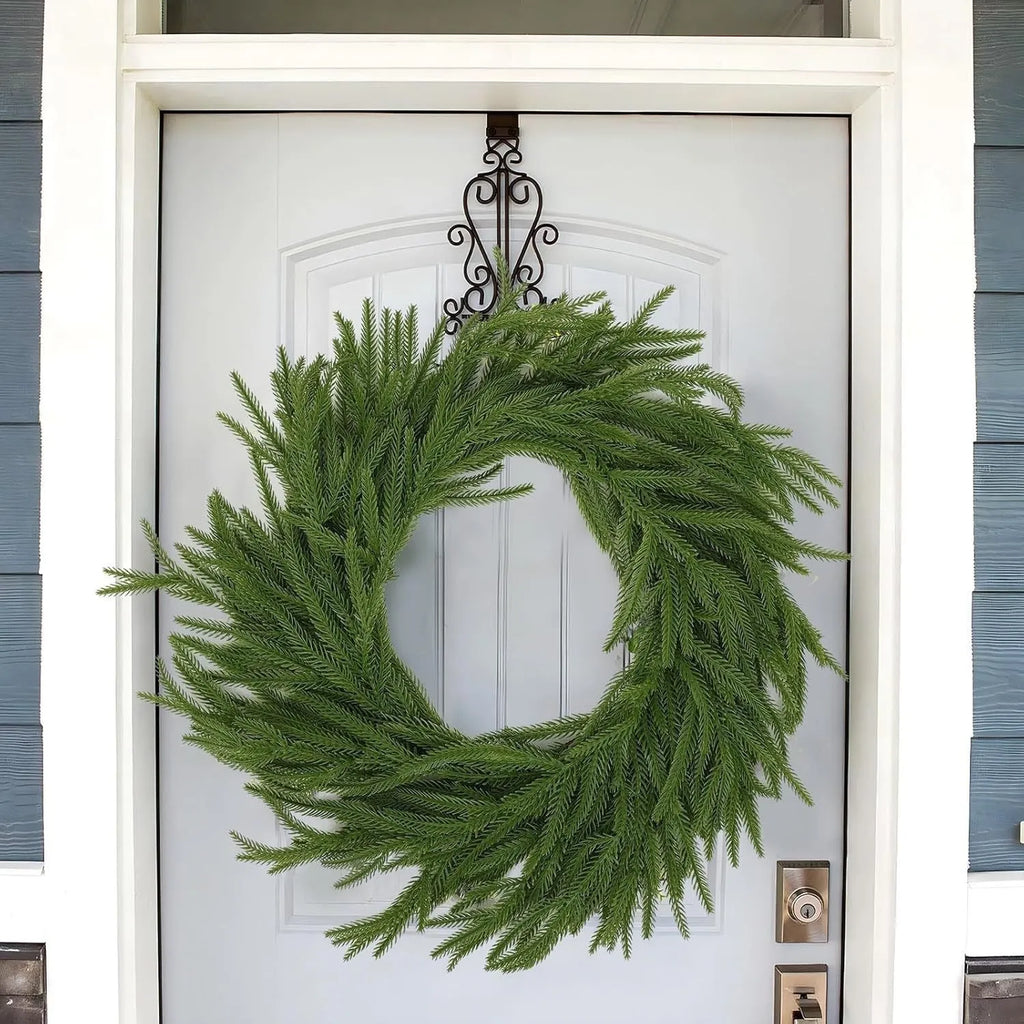 Green plastic PE feel garland with leaves, 60cm long, for front door decoration in American country style.