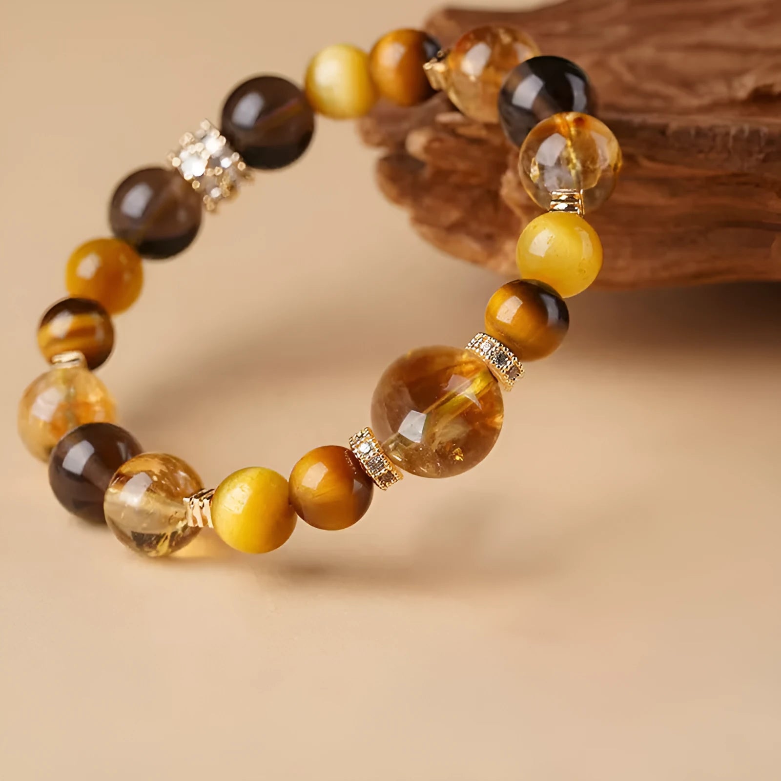 Tiger-eye crystal bracelet with Jinba tower pattern in geometric design