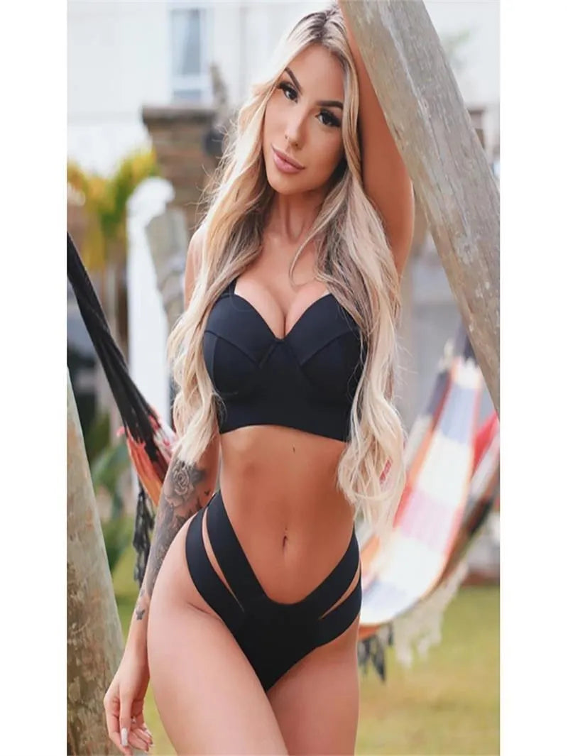 Women's bikini swimsuit with steel push-up board in nylon fabric, showing colour options
