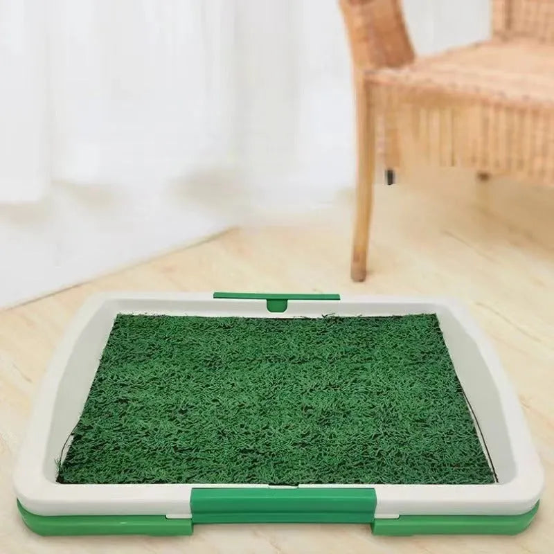 Green artificial turf dog grass patch with plastic base and drainage tray for indoor toilet training