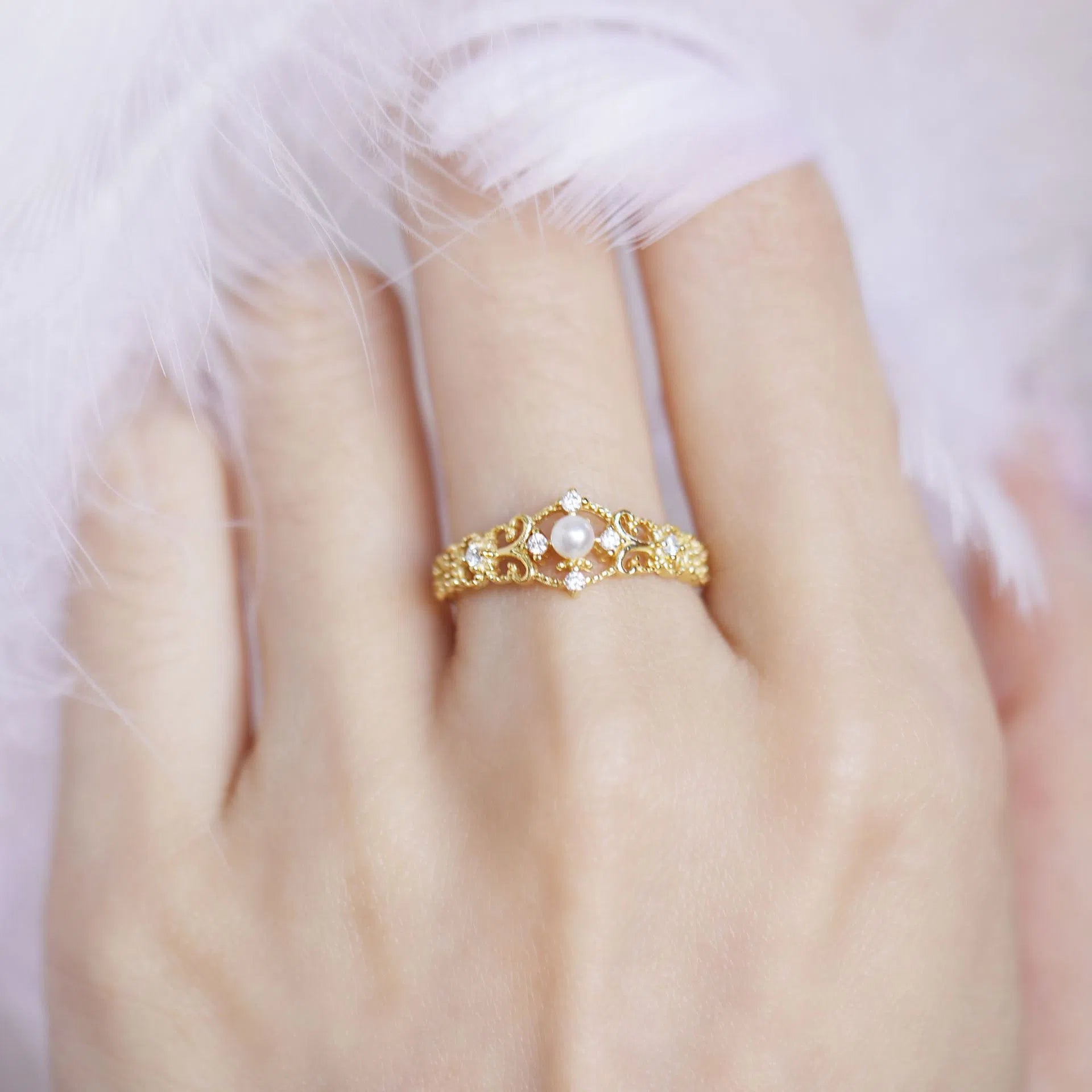 Women's gold-plated antique hollow ring with silver base geometric design adjustable opening colour JZ-36