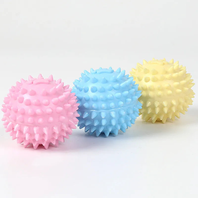 6cm diameter blue TPR pet chewing ball with textured sides for dental cleaning