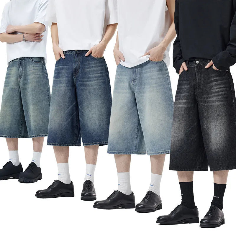 Men's loose straight-leg cropped denim shorts in light blue colour