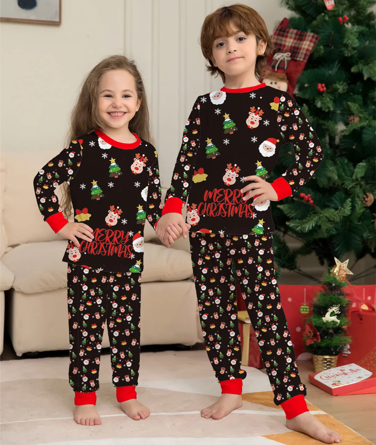 Family Christmas matching pyjamas set in 95% cotton with plaid and cartoon prints for adults, children, babies, and dogs