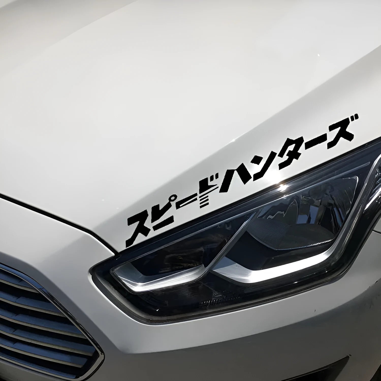 35cm square reflective Japanese car sticker in black or white PET material for vehicle application