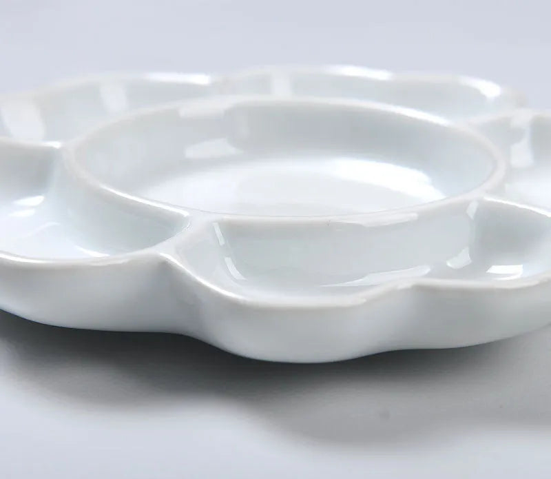 White hand-made ceramic artist palette with plum blossom design for watercolour, acrylic and oil painting.