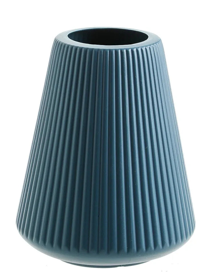 Melamine plastic decorative flower vase in 16x20cm size with colourful options