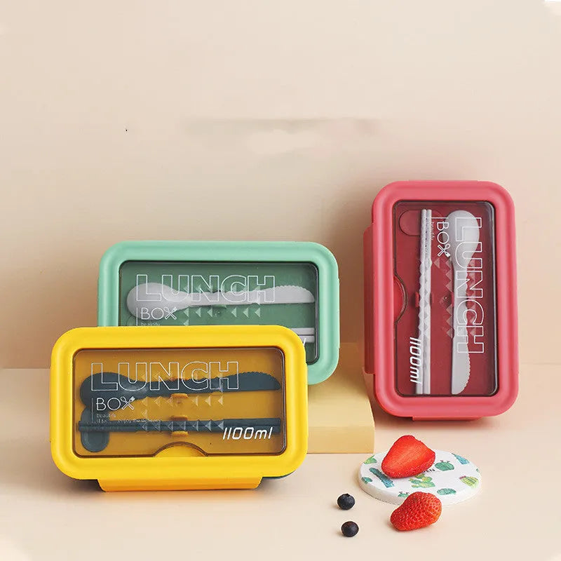 Green four-layer partitioned bento lunch box with heated function in Nordic style.